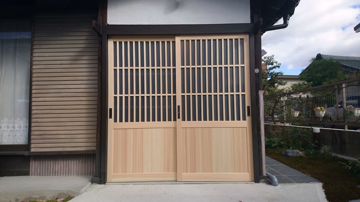 木製玄関新調 | 木製玄関の新調なら建具修理の窓口名古屋市北区